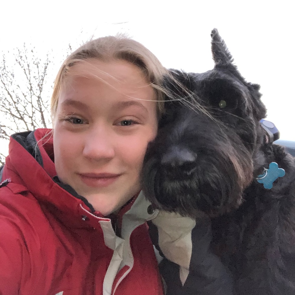 Meet your Posher, Tia